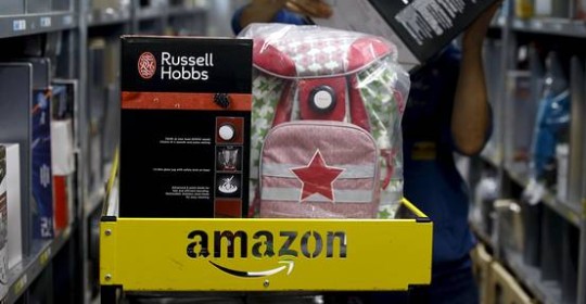 Amazon’s Shipping Costs Swell in Holiday Crunch